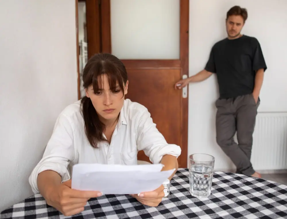 تحلیل الگوی دلبستگی اجتنابی